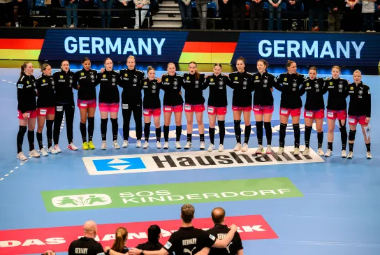 Die Frauen-Nationalmannschaft. - Foto: Marco Wolf