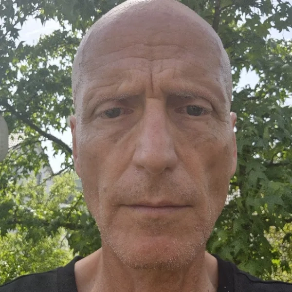 Peter  Blumör